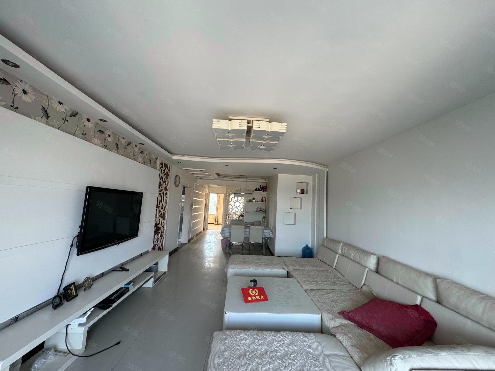 柏林山水3室2廳2衛(wèi)128.58㎡南北221萬(wàn)