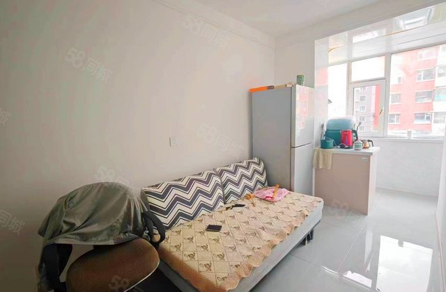 39街区2室1厅60㎡18万二手房图片