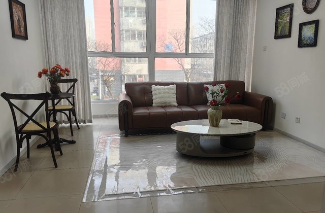 万达附近 金丰苑小区 东边户 多层二楼 精装婚房