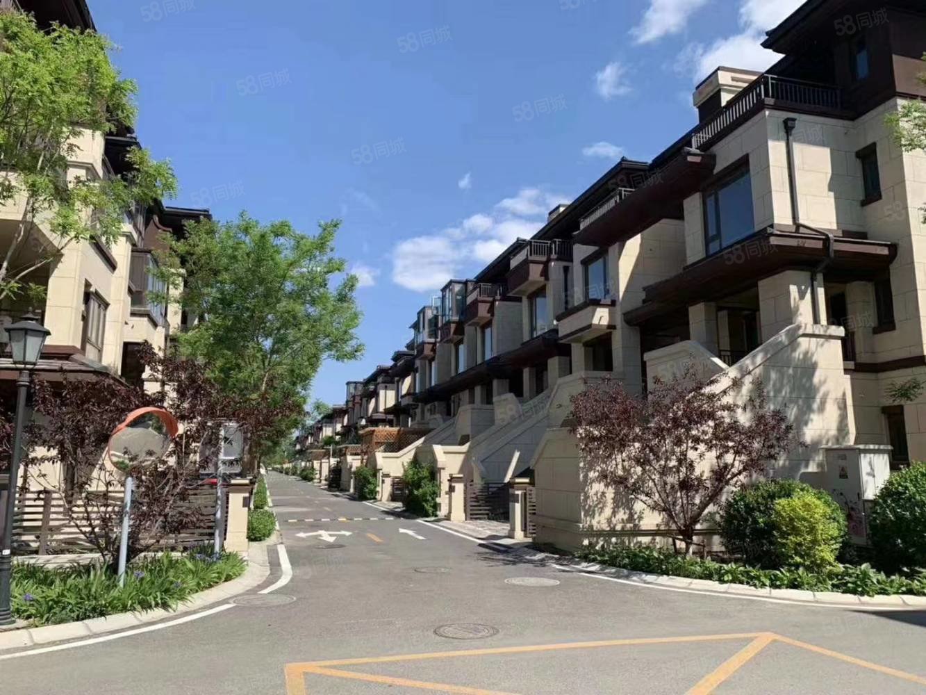 路劲阳光城(别墅)3室2厅3卫124.51㎡南北175万