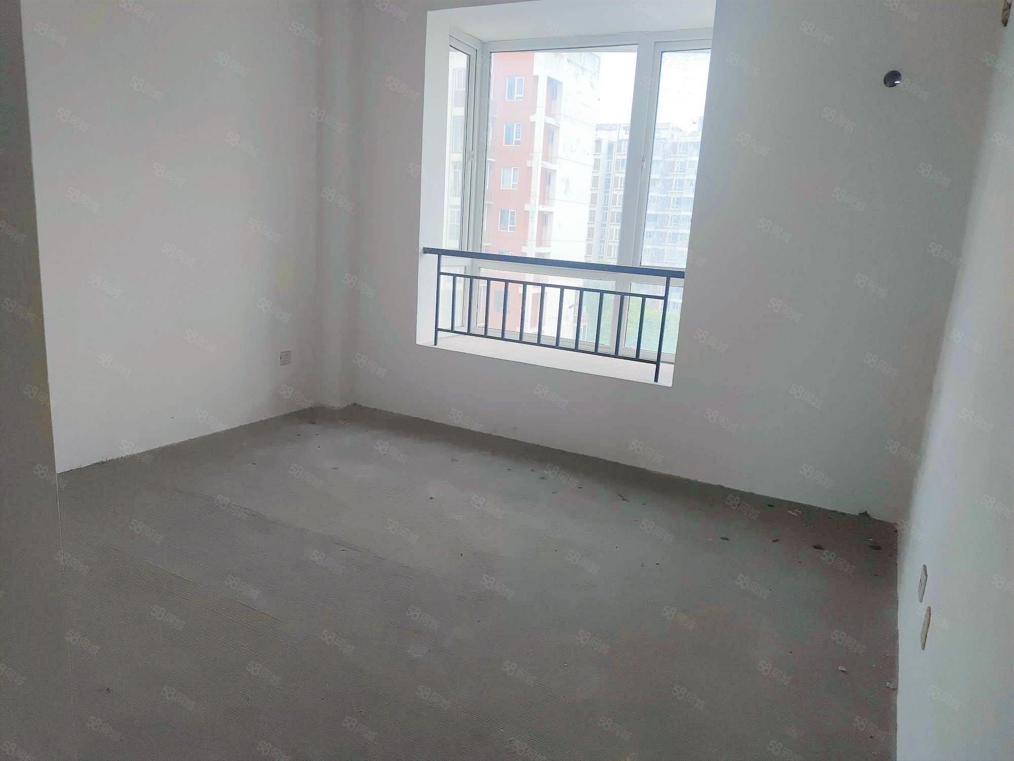 锦上清苑3室2厅2卫124.51㎡南63万