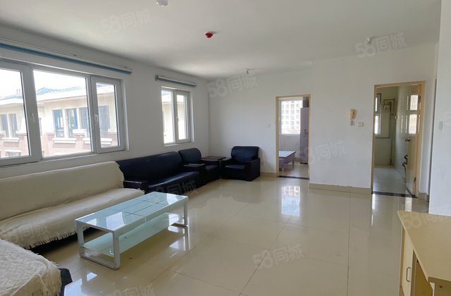 公园东邻!东昌路!大润发!108平三室!边户!免大税