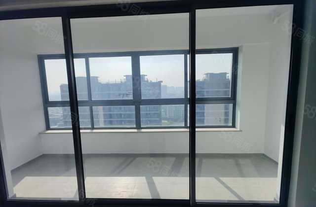 保亿湖风晓园3室2厅98㎡145万二手房图片