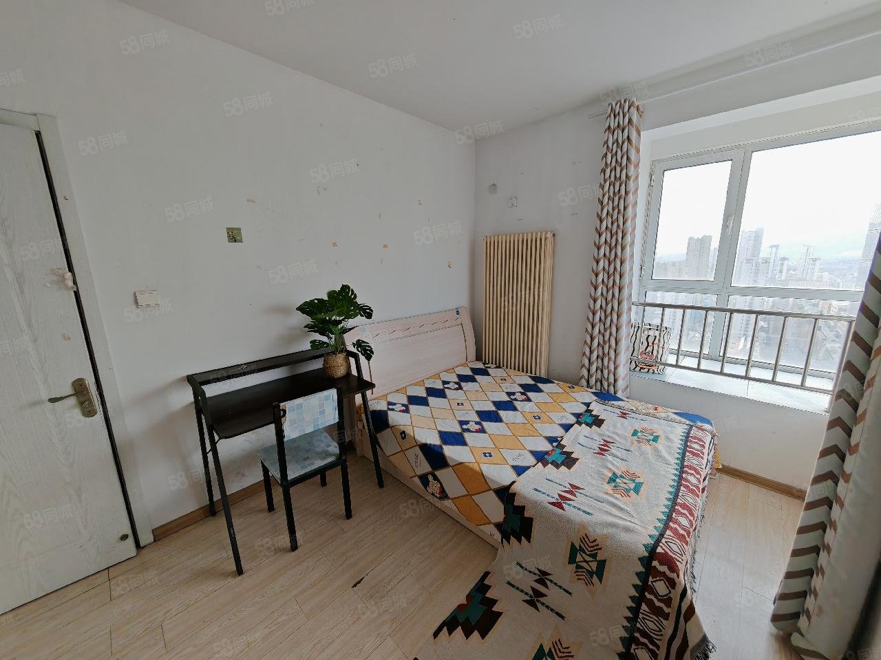 合租｜鲁商蓝岸国际  石油大学 青铁广场附近 房间配套齐全拎包住