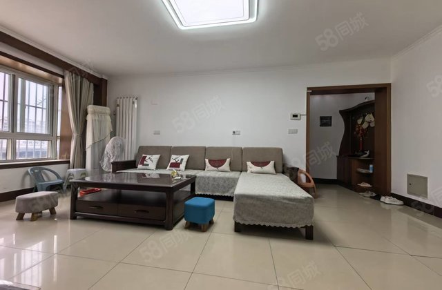 文轩本部，单价八千，闸口新时代小区，好楼层，免大税，可按揭