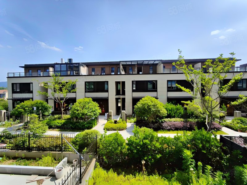 阳光城上林湖138方下叠355万带车位满2省税费