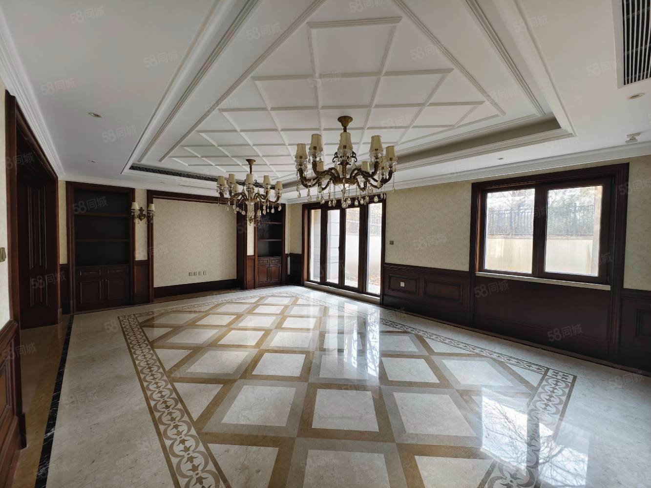 融創(chuàng)千章墅7室4廳5衛(wèi)454.58㎡南北2490萬(wàn)