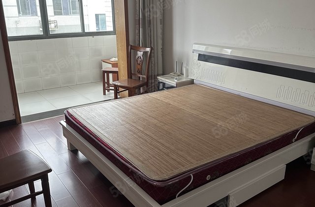 人和家园4室2厅127㎡48.8万二手房图片