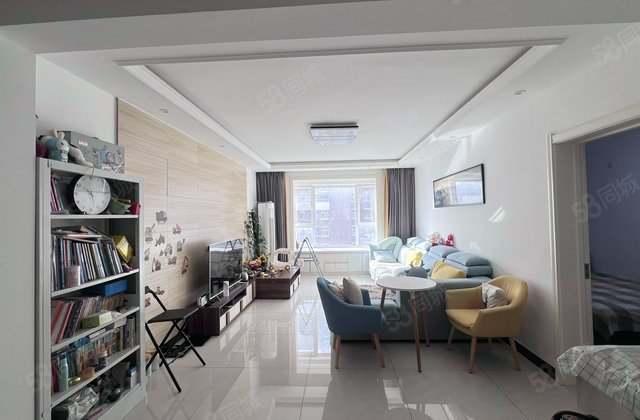 西山花园3室2厅135㎡100万二手房图片