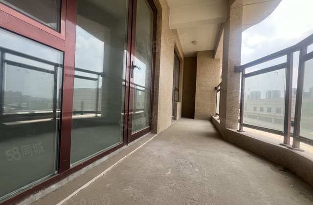 瑞马大都会3室2厅128㎡101万二手房图片