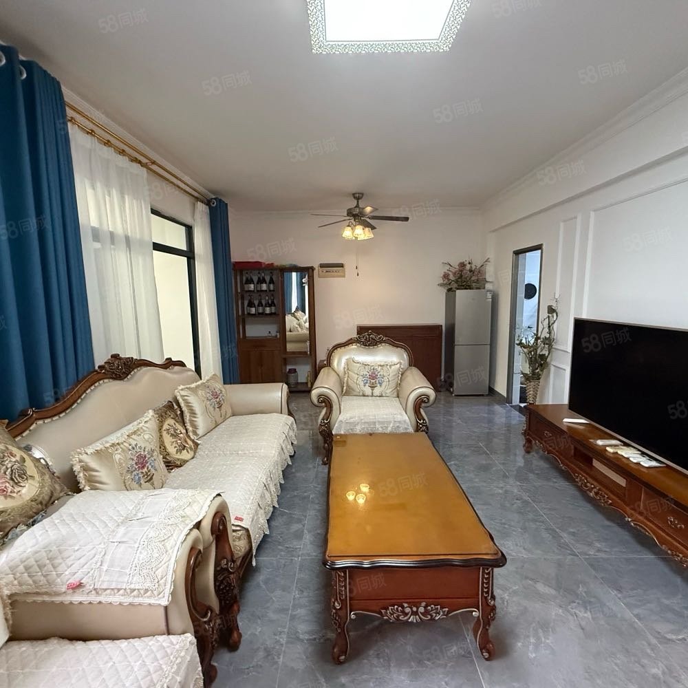 伟业氧立方3室2厅1卫99.25㎡南58万