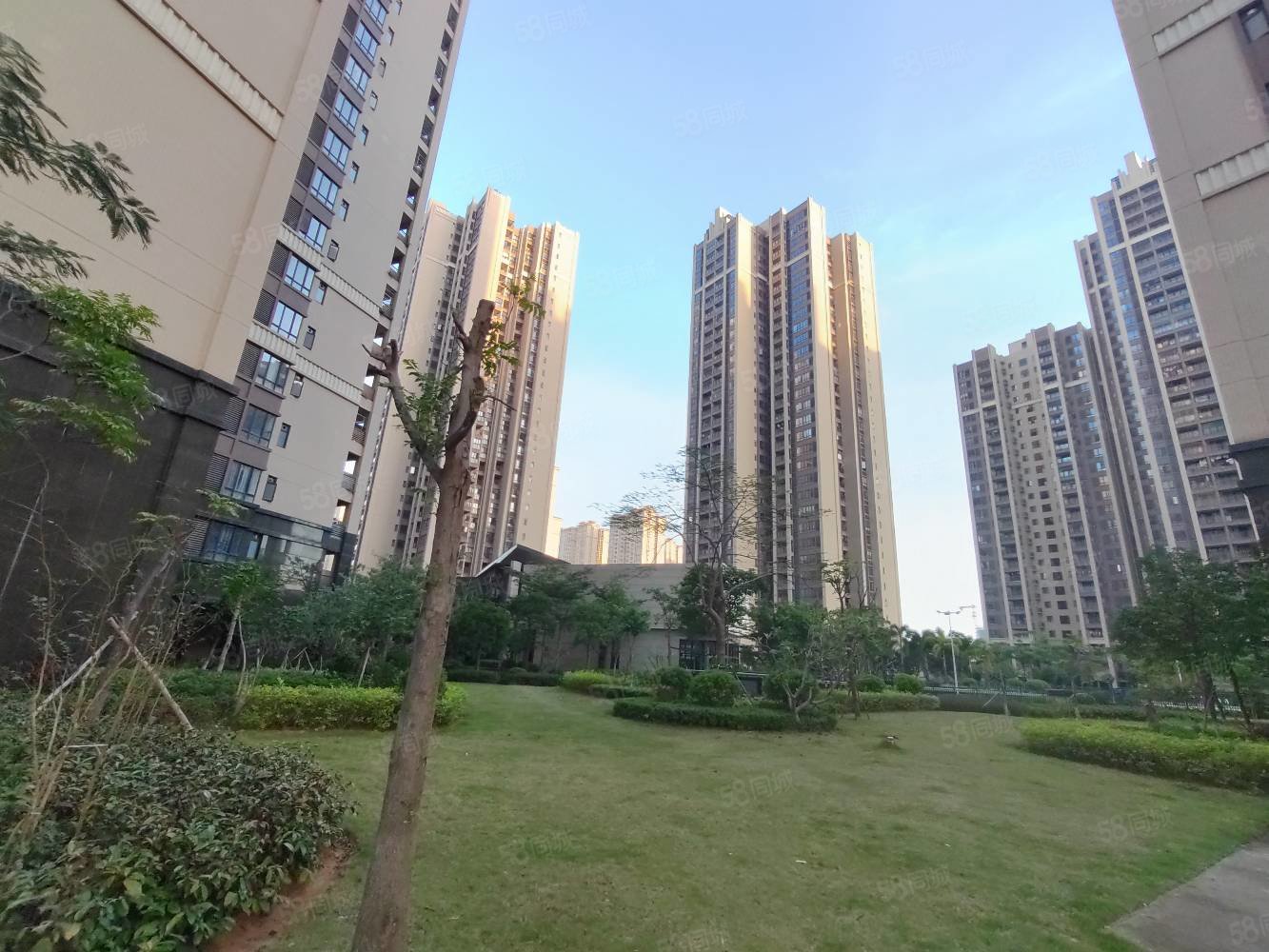 小区环境很安静,申蓝宝邸(一期)-湛江58同城