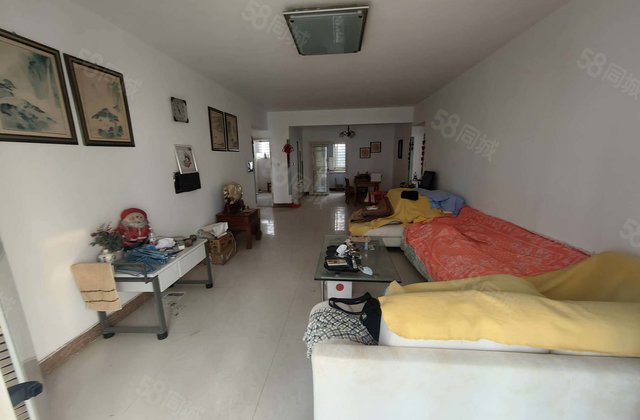 市医院西 中通时代豪园低层带车位三室双卫三叶草户型 保证真实