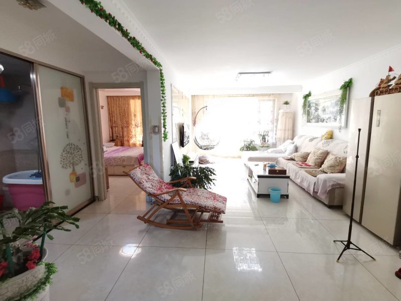 8万电话咨询满二年新上核心卖点凤还巢一期锦州乐格局个人精装朋友家