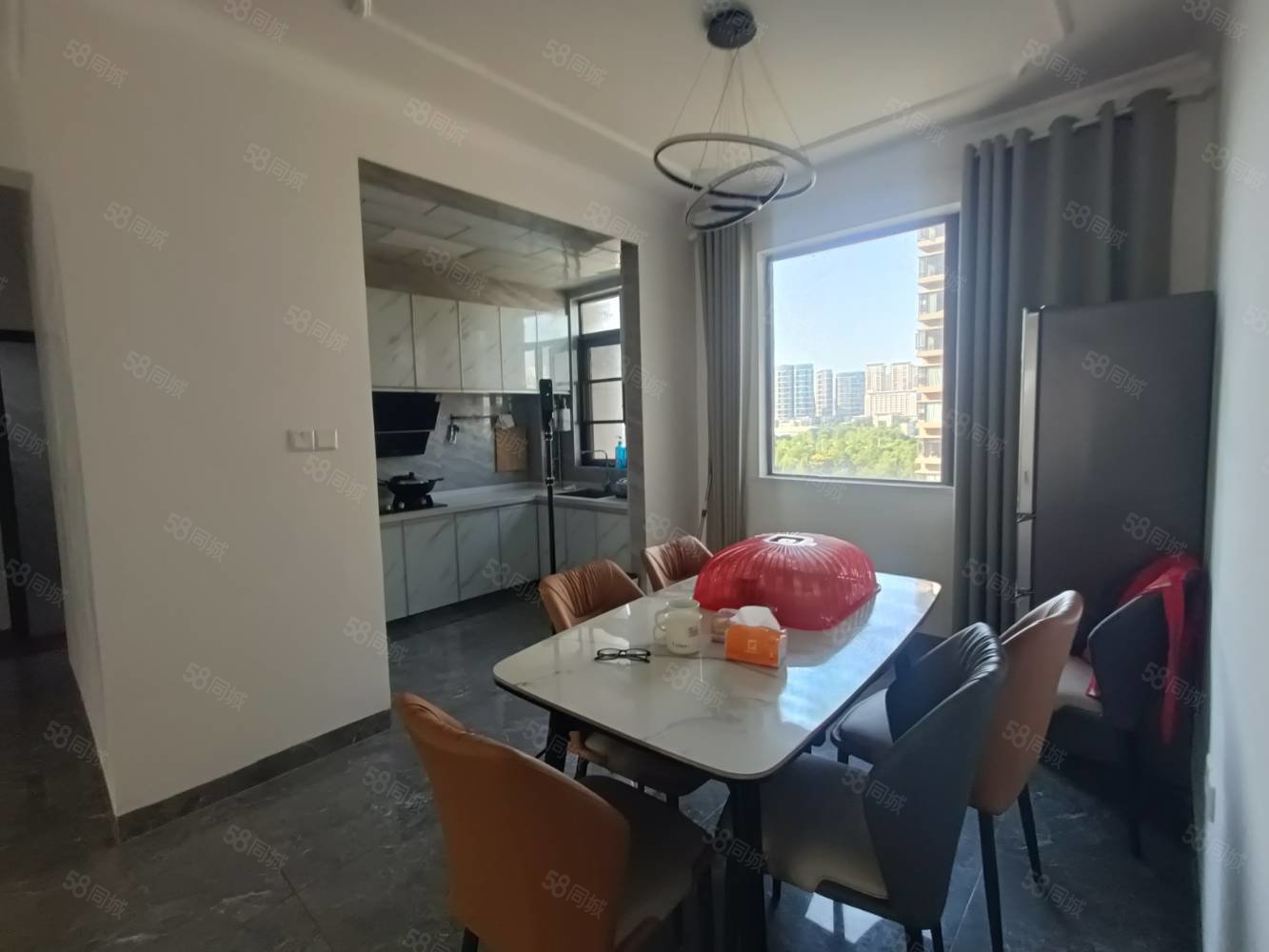 东投中央城3室2厅2卫127㎡南北99.5万