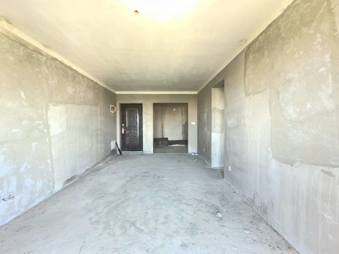 合景泰富云湖天镜3室2厅2卫110㎡南北76万