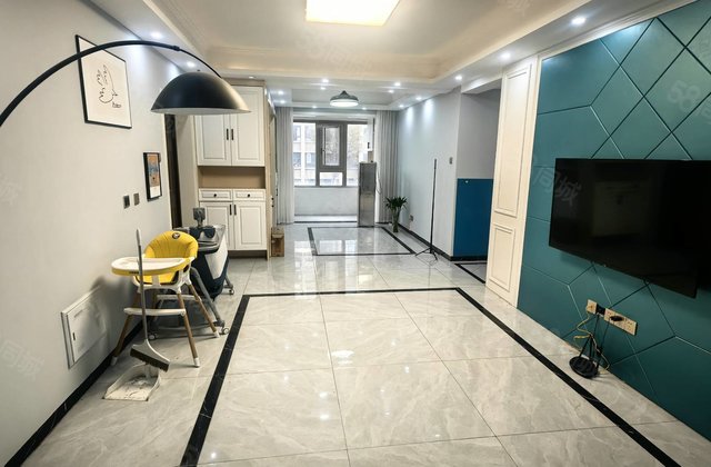 御龙湾(霍邱)4室2厅126㎡56万二手房图片