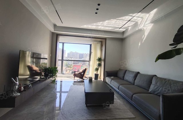 祥生金麟府，六层洋房，四叶草户型，带车位储藏室