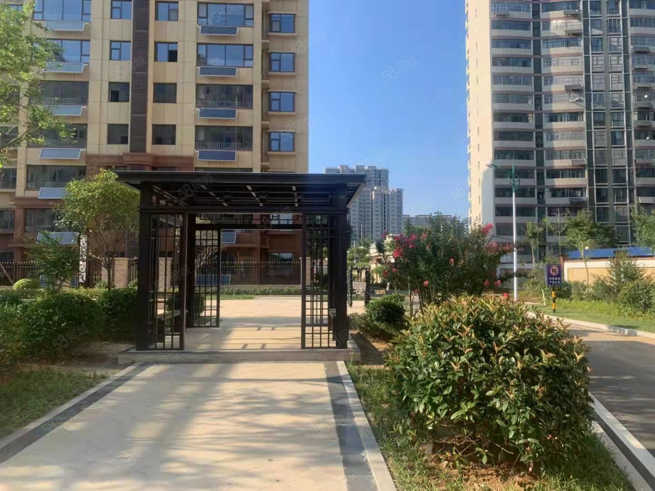 蓝光悦府-莱芜58同城