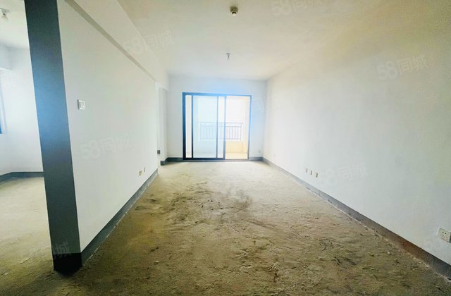 禹洲卢卡小镇(公寓住宅)3室2厅96㎡107万二手房图片