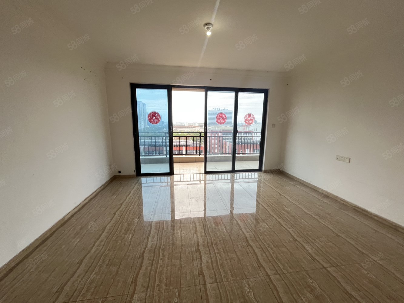 碧桂园时代印象4室2厅2卫141㎡南北93.8万