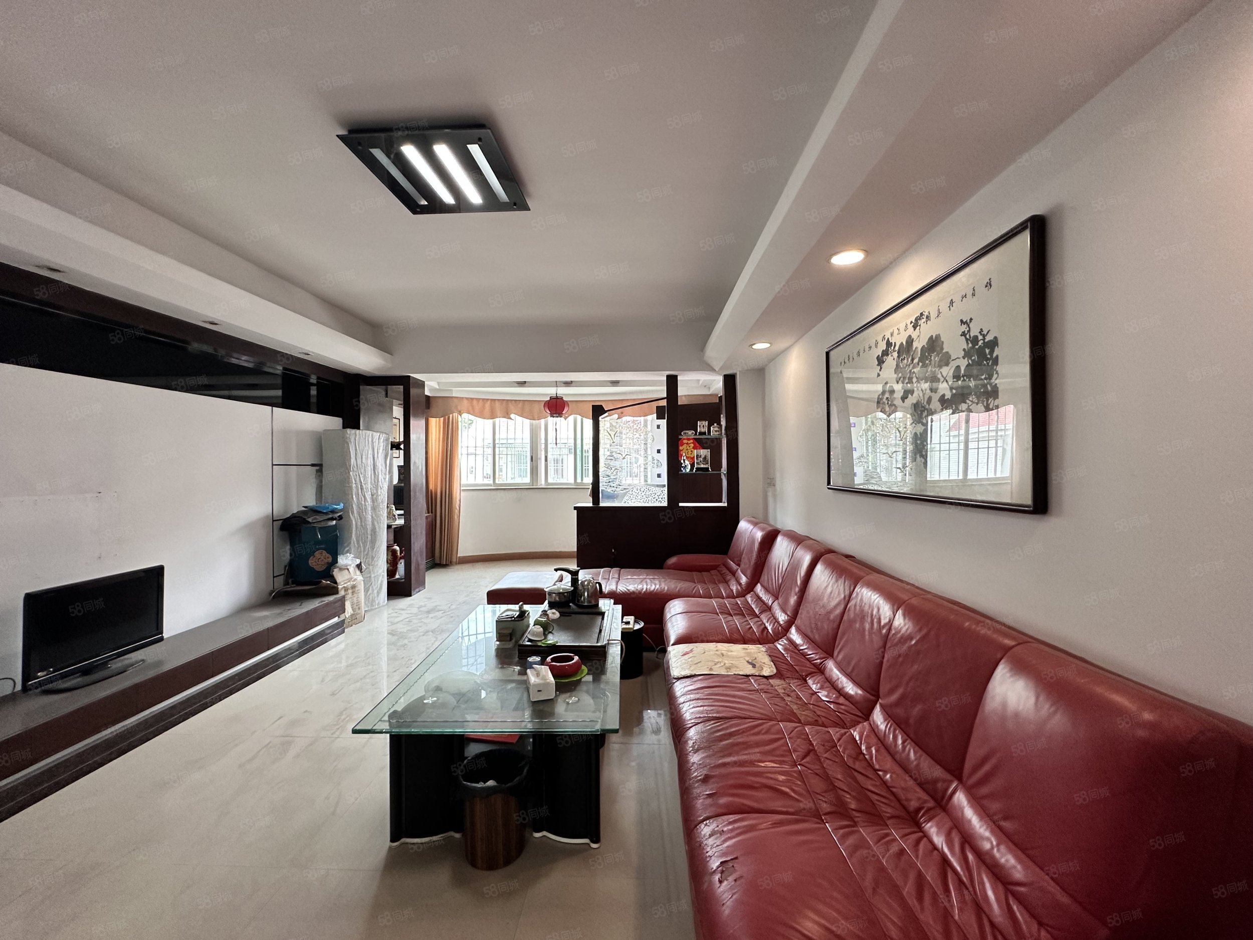 彩虹花园3室2厅2卫147㎡南北68万