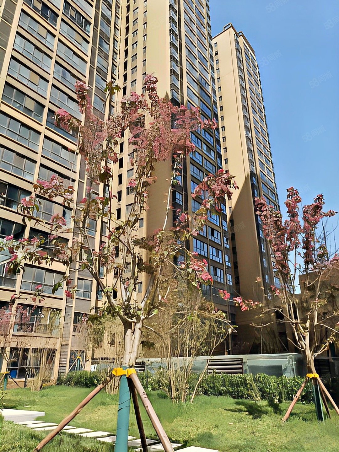 西安58同城>西安房产信息>西安二手房>未央二手房>三桥二手房>海棠湾>
