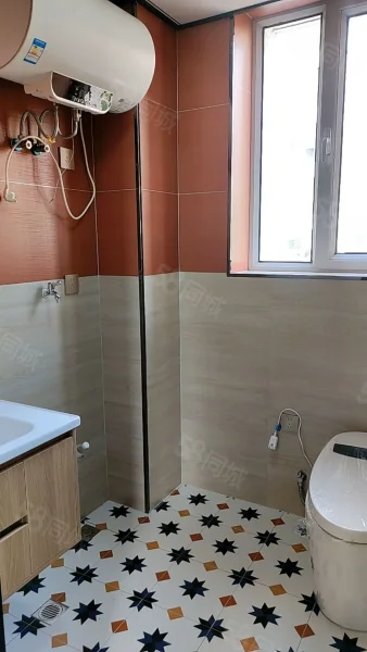 鑫学苑小区2室1厅1卫69㎡南北35万