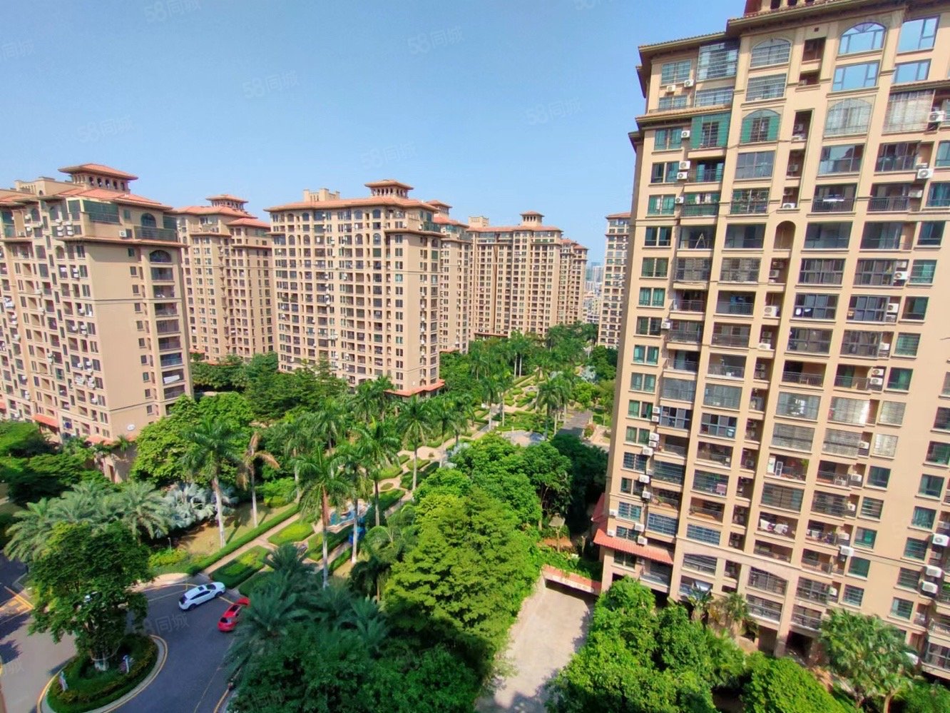 佳元江畔人家3室2厅2卫128.21㎡南256万