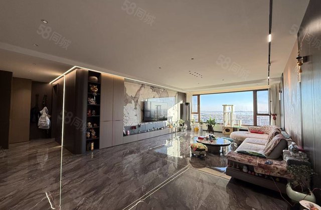 英伦三岛龙凤小镇(公寓住宅)4室2厅287㎡158万二手房图片