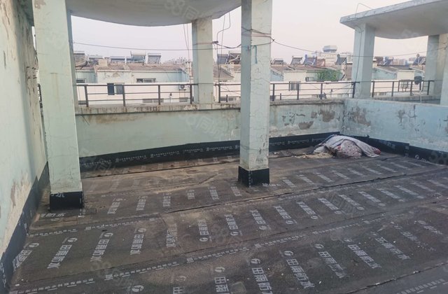 文轩 67复式 200平 6楼三室两卫 7楼一室一厅一卫露台