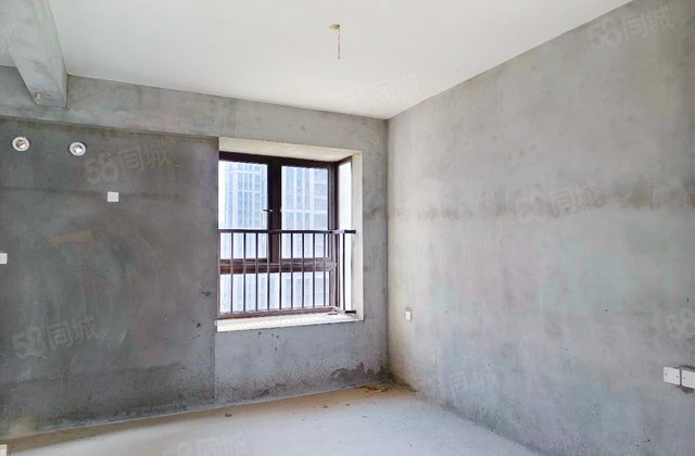 凤翔佳园3室2厅90.7㎡180万二手房图片