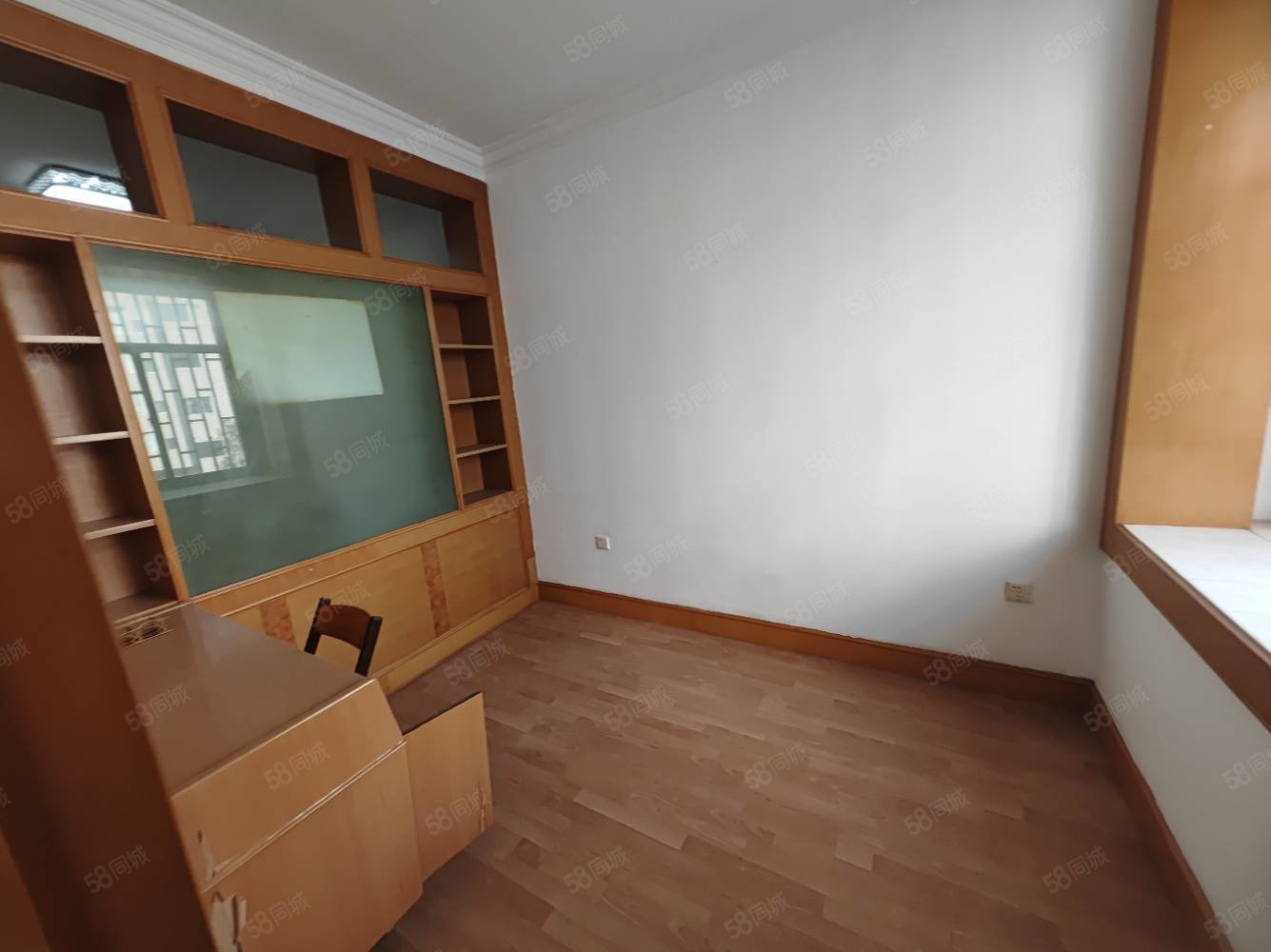 财政局家属区(昭阳)4室2厅2卫136㎡东西58.8万