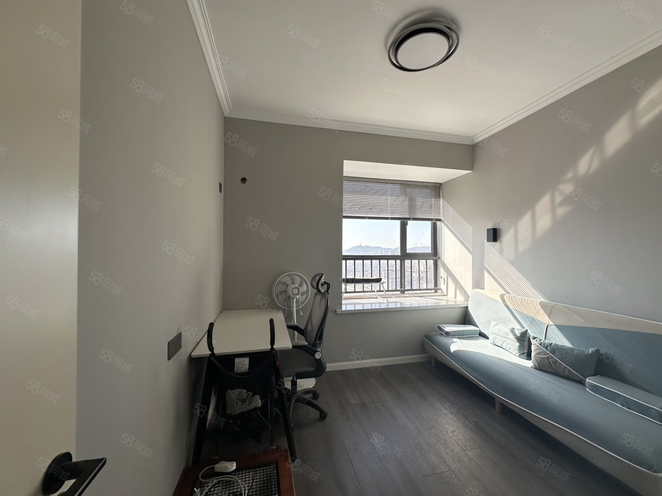 壹品首府3室2厅1卫109.76㎡南北53万