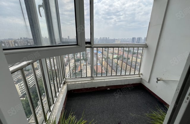 ！东昌中学 1.1 类！70 年产权！电梯地暖房！急售