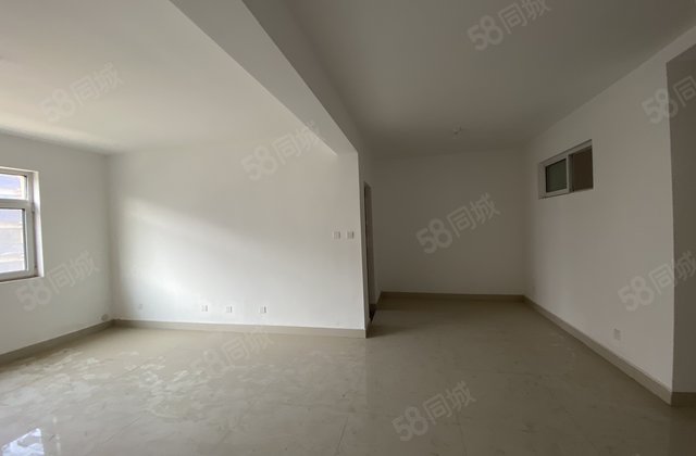 房东急售，商品，电梯洋房 安居嘉和，新房未住