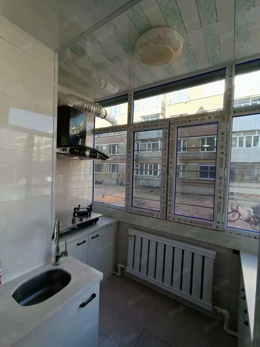 林业小区2室1厅1卫58.1㎡南北12.8万