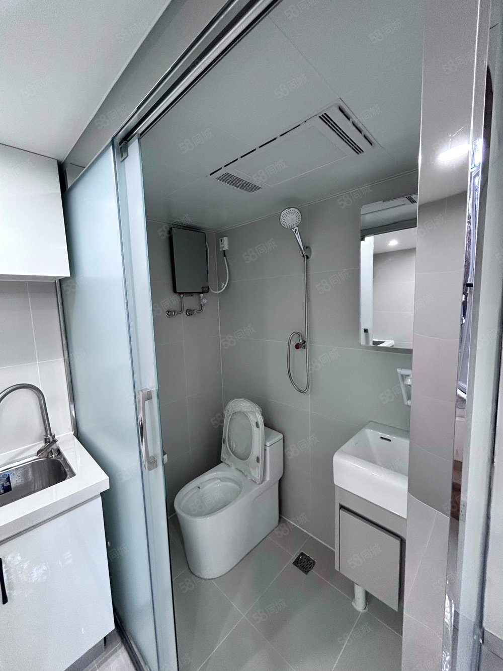 四環(huán)胡同小區(qū)1室0廳0衛(wèi)14.22㎡南293萬(wàn)