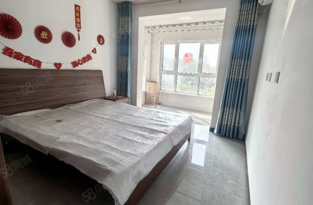 华中假日丽城(A区)3室2厅137.48㎡119万二手房图片