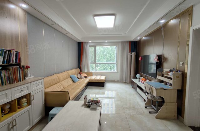 华建多层电梯洋房 带阳光房 精装大三室 送车位储藏室 免大税