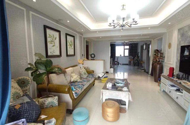 润景苑 高楼层视野好 电梯房 送两个车位送地下室房东直卖