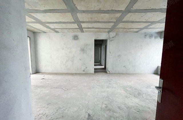 都市经典4室2厅172.77㎡108万二手房图片