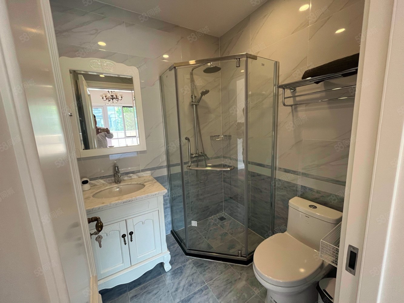 魯能7號別墅(西區(qū))4室2廳4衛(wèi)318㎡南北1049萬