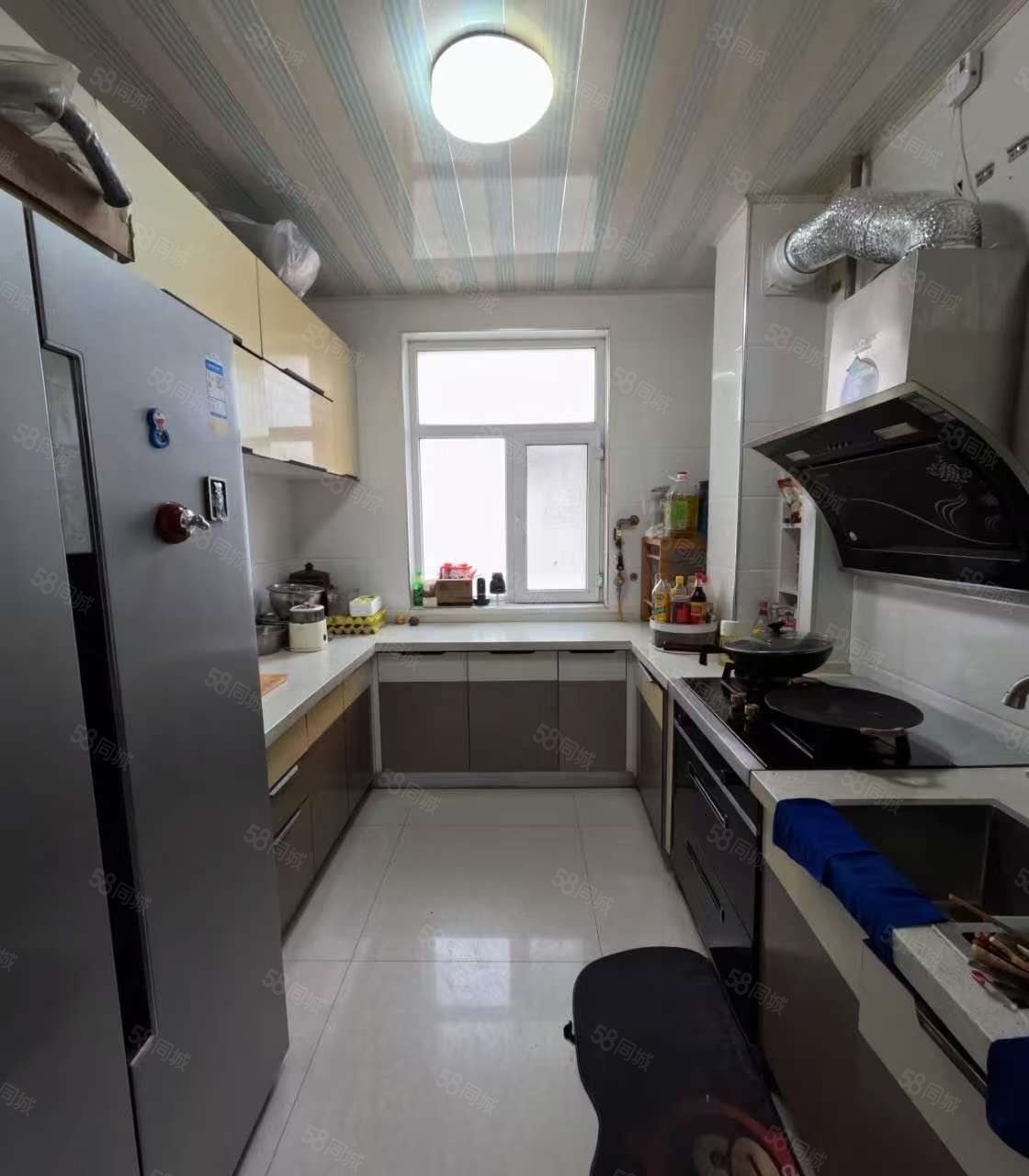 赫力警苑2室2厅1卫103㎡南北28万