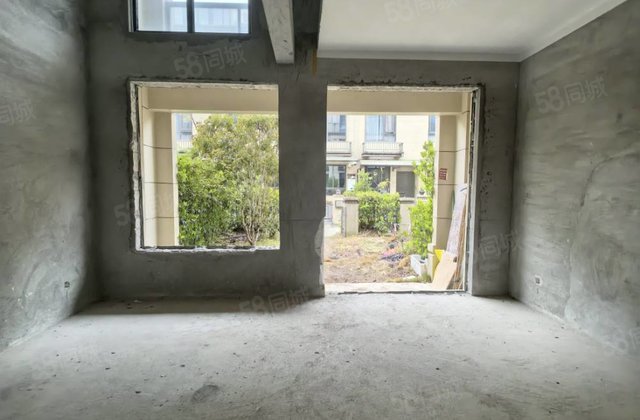 华鸿中央公园6室3厅149㎡325万二手房图片