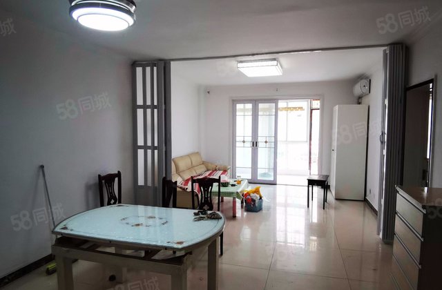 临沭第一城4室2厅240㎡75万二手房图片