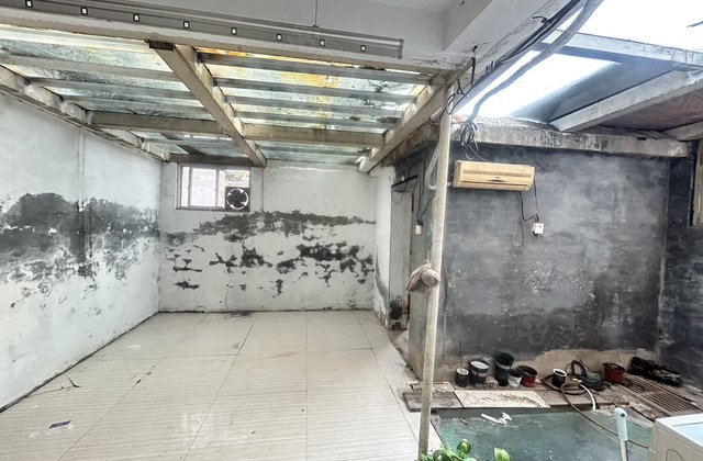 文轩本部 一楼带院 孝心一楼 临近中医院