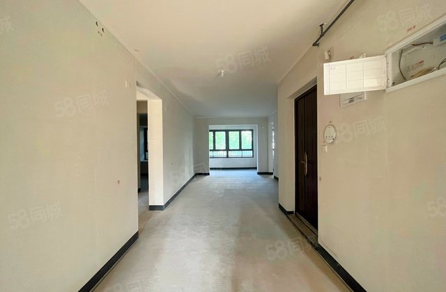 龙湖嘉天下倾宸4室2厅130㎡120万二手房图片