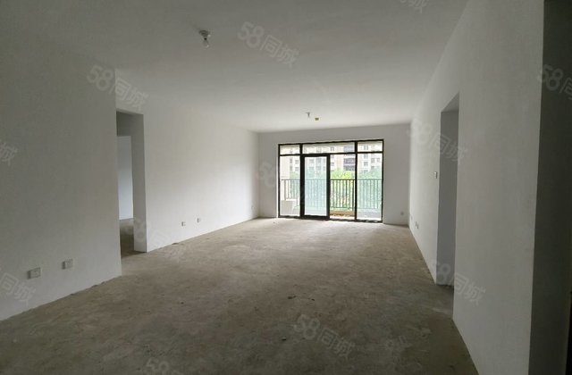 绿地云水谣4室2厅151.57㎡120万二手房图片