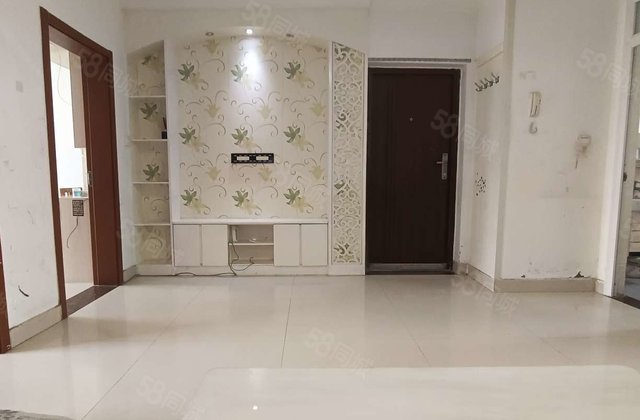 急售湖边实验火车站 高楼层视野好 楼龄新 商品房 南北通透